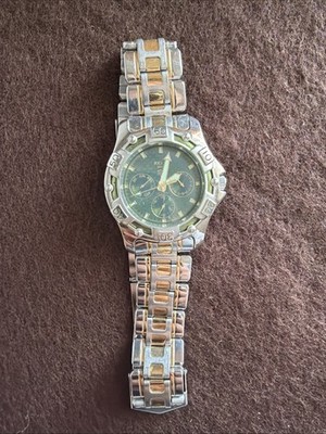 VINTAGE RELIC WET WATCH 165ft STAINLESS STEEL GREEN FACE