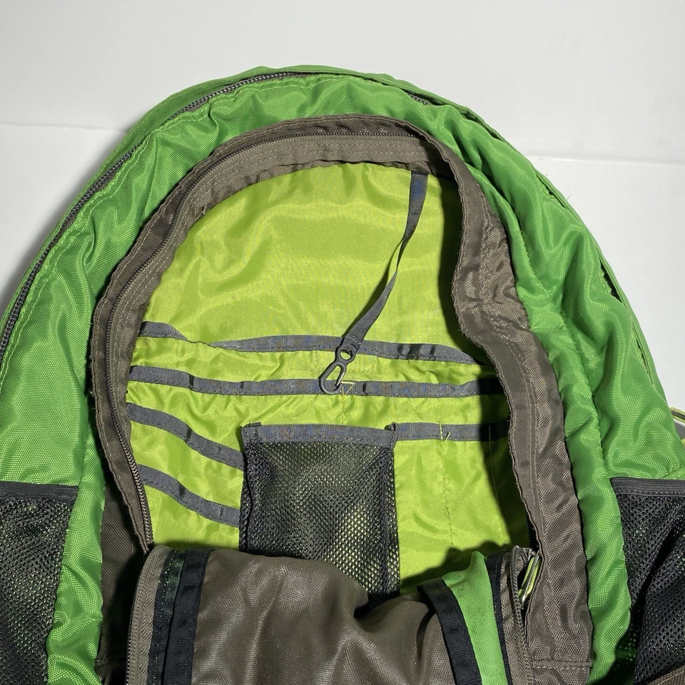 Mochila de Senderismo Grande REI Lookout Calidad Exterior Camping Mochila Verde Foto 4 de 4
