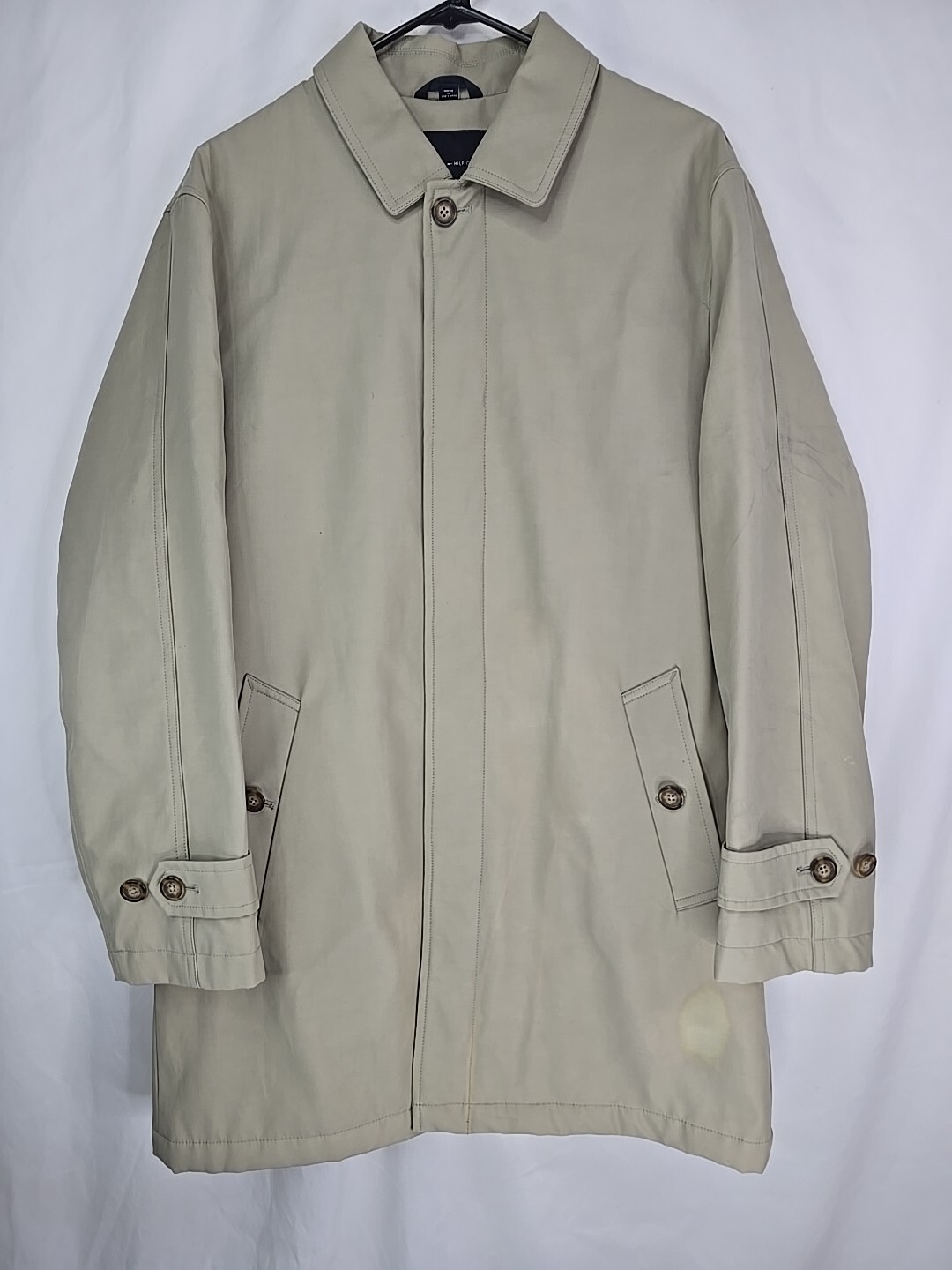 Tommy Hilfiger Men's Beige Finn Raincoat Size 38S Slim Fit-image