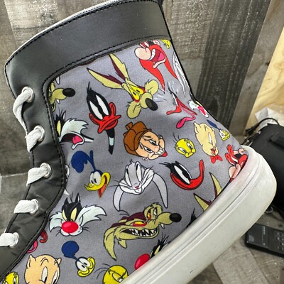 LOONEY TUNES SIZE 13 HIGH TOP SHOES Warner Bros Bugs Bunny LOONEY TUNES SIZE 13 HIGH TOP SHOES Warner Bros Bugs Bunny