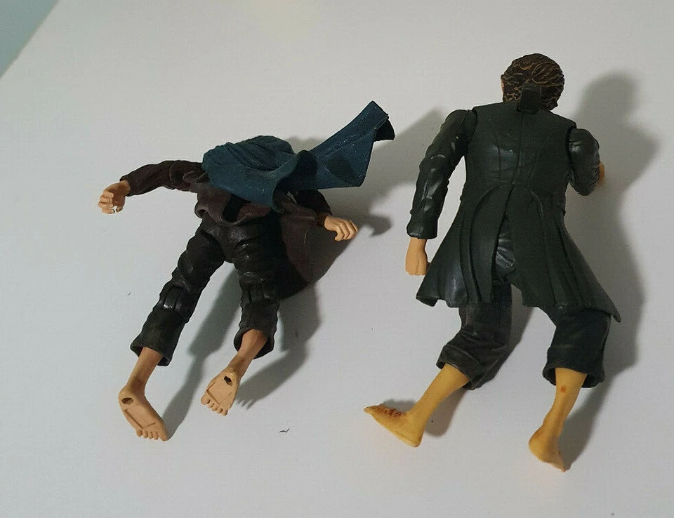 HOBBIT PERSONAJE JUGUETES SEÑOR DE LOS ANILLOS FIGURAS ALEGRE O PIPPIN FRODO BOLSOS Foto 2 de 2
