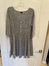 Torrid women’s Heather Gray Knit Henley Skater Dress. Plus Size 2
