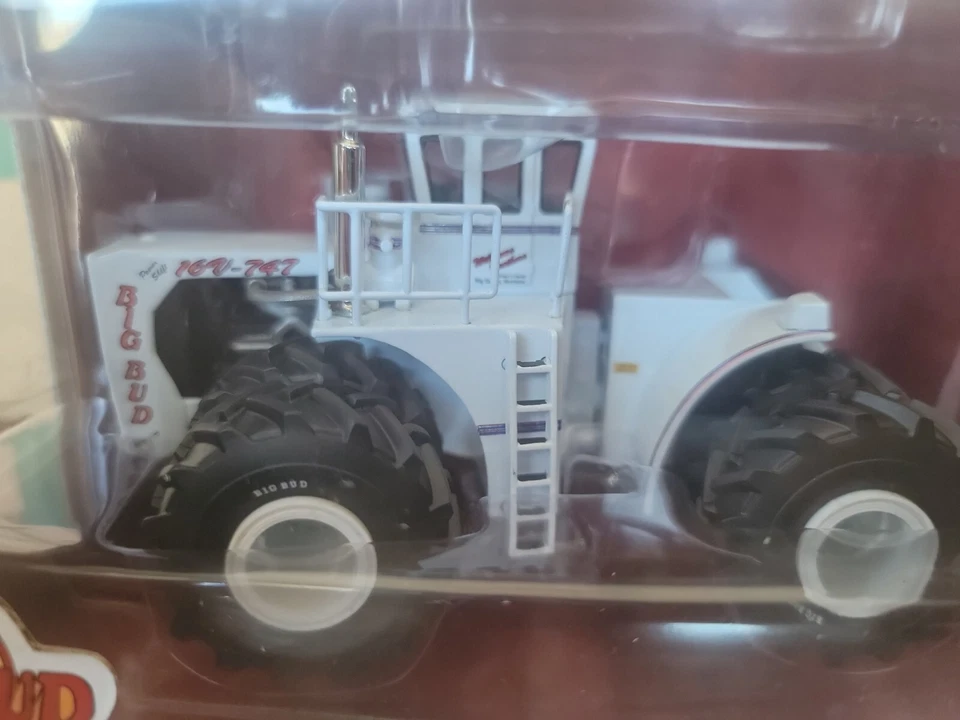 Big Bud 16V-747 Modern Field Ed. 1:64 Scale - Image 2 of 4