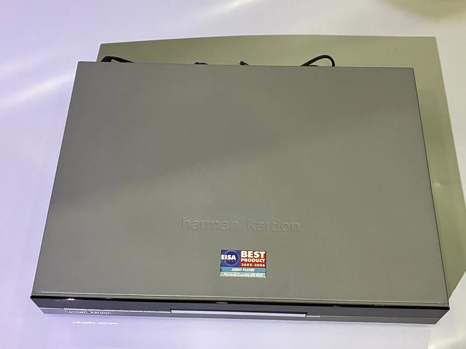 Harman Kardon Lettore CD HD 970 HighEnd MP3 CD-Text Convertitore DA - Immagine 2 di 4