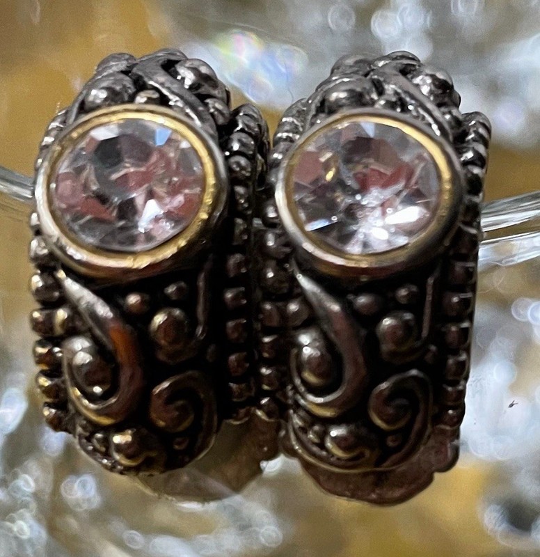 STUNNING VINTAGE RHINESTONE HINGED MAGNETIC CLIP EARRINGS