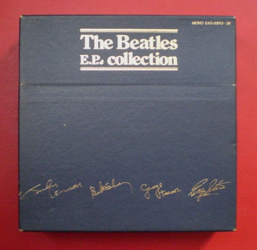 Beatles   EP BOX COLLECTION/  BOX ONLY NO RECORDS   JAPAN  VG+ CONDITION FAB 4