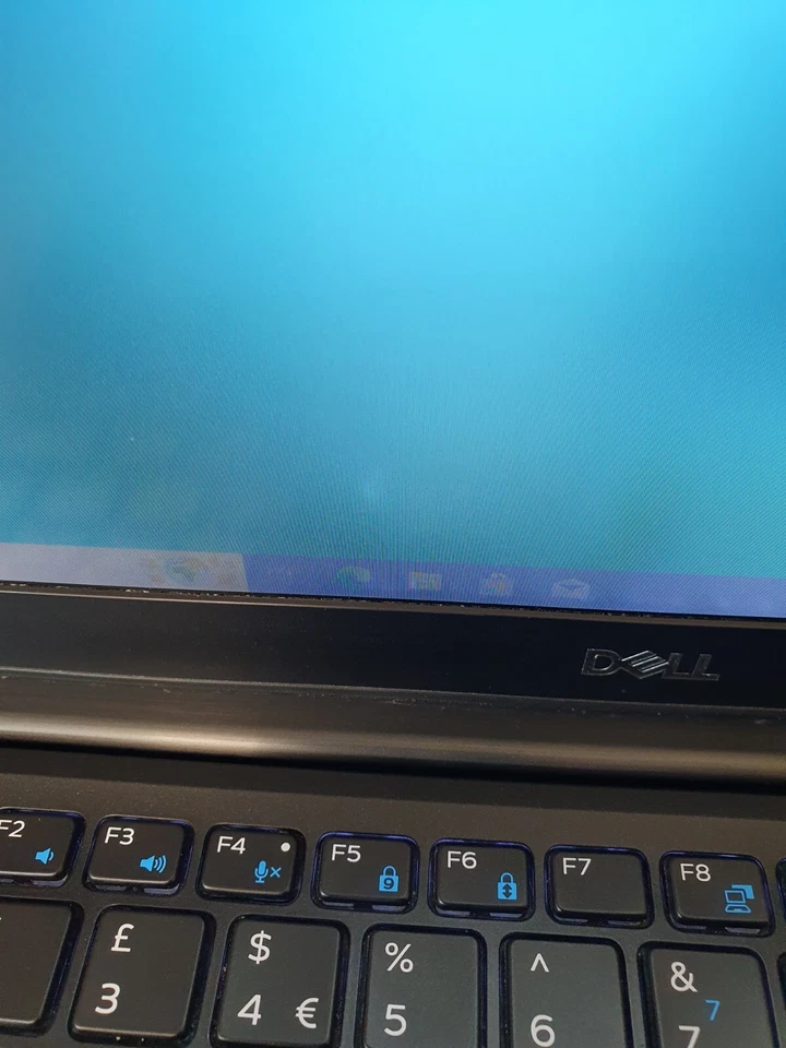 Dell Latitude 7290 · i5-7300U · 8GB · 128GB, photo 3 of 5