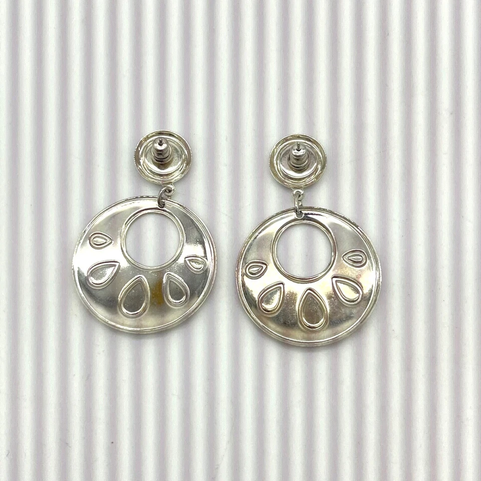 Pendientes colgantes redondos vintage en tono plata con detalles de esmalte de color turquesa Foto 2 de 3