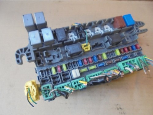 HONDA JAZZ 2002-2008 INTERIOR UNDER DASH FUSE BOX - Picture 10 of 12