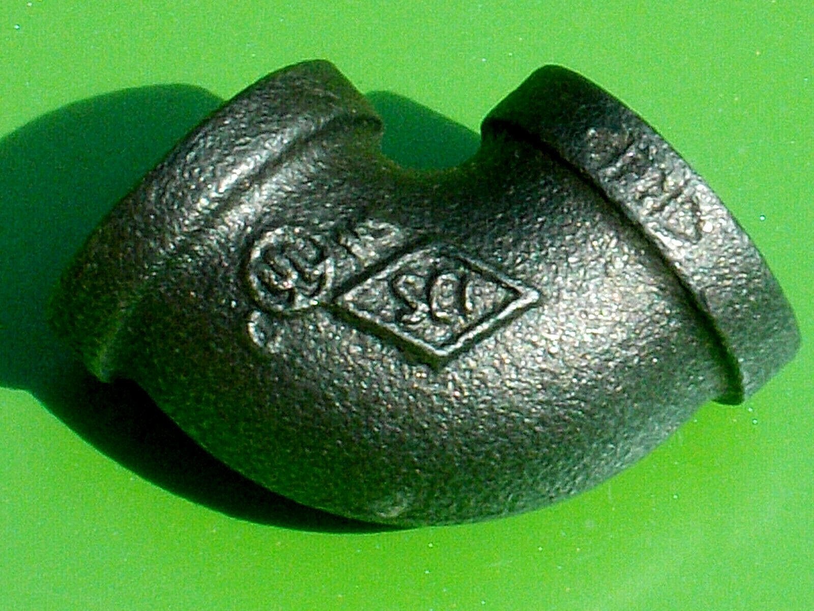 SCI 1/2" THREADED 90° ELBOW FEMALE BLACK MALLEABLE IRON PIPE FITTING 