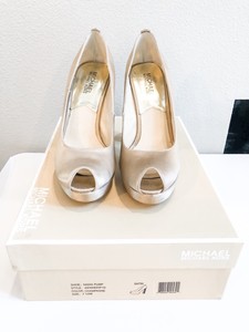champagne satin pumps