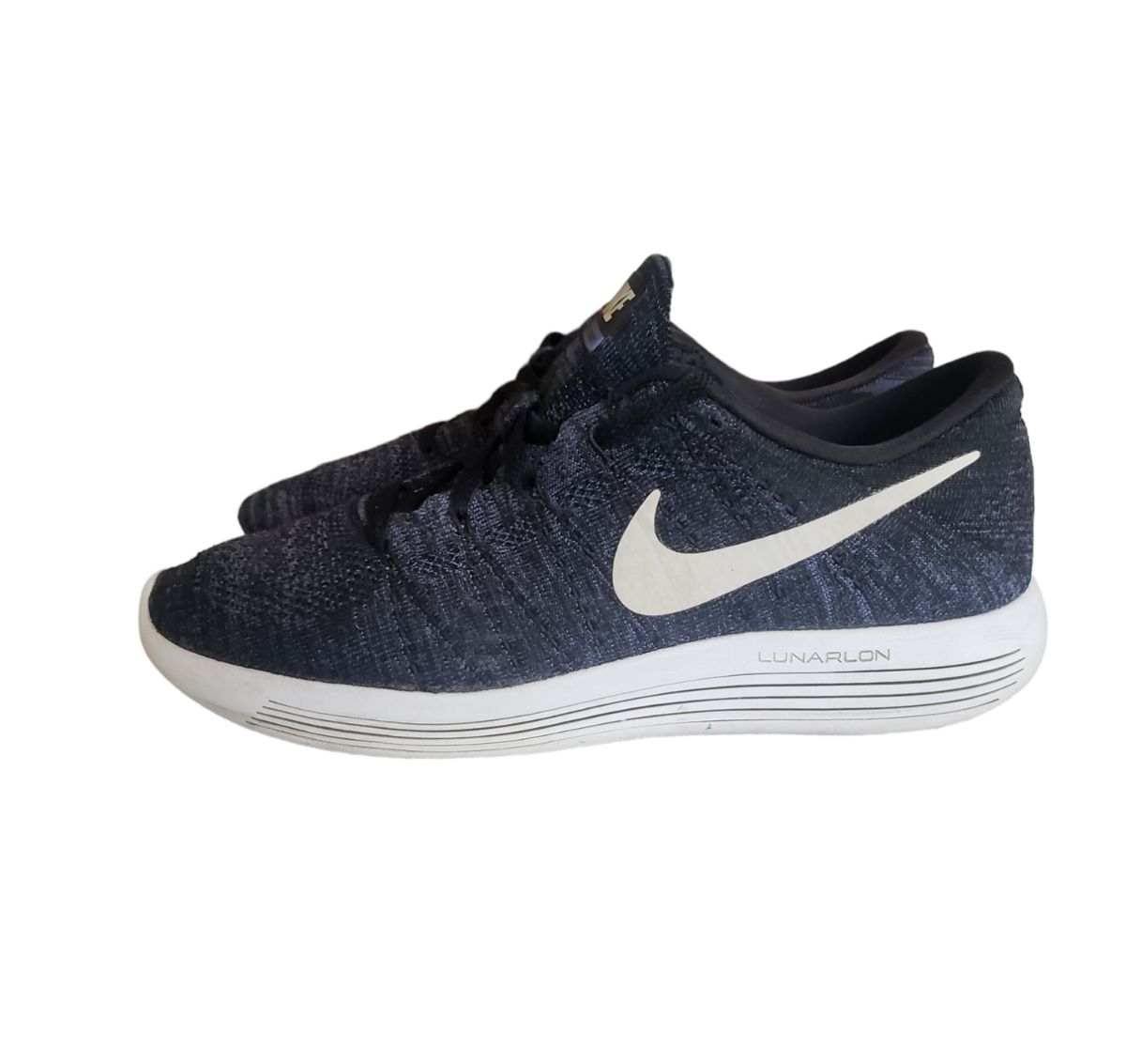 nike flyknit navy blue