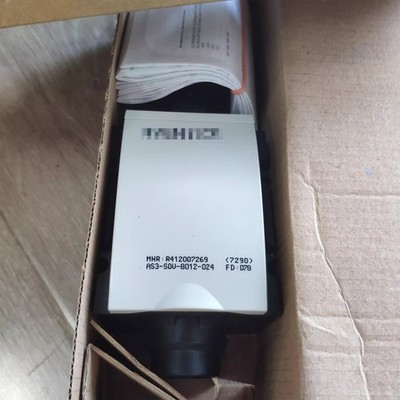 New AVENTICS Two-position Three-way Reversing Valve R412007269 AS3 Fast Shipping
