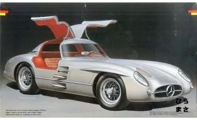 1/24 Mercedes 300 SLR Uhlenhaut Coupe Enthusiast Model Series