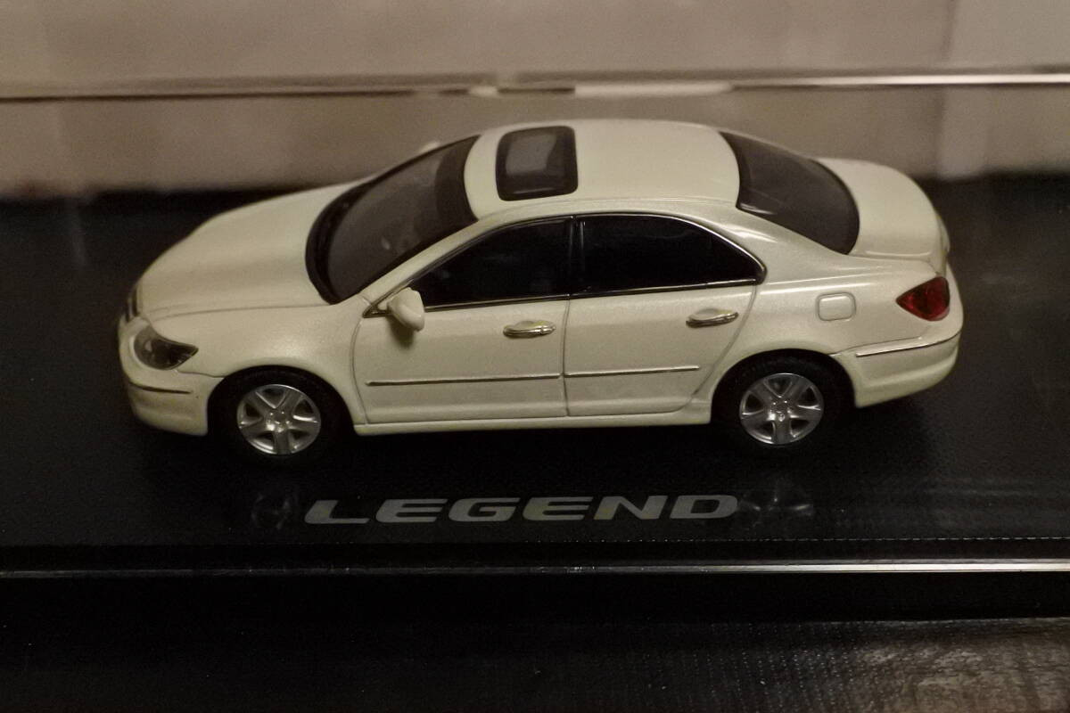 Ebbro Hot Honda Legend 1/43 Premium White Model | eBay Ebbro Hot Honda Legend 1/43 Premium White Model | eBay
