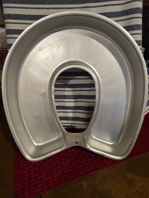 Vintage 1972 Wilton Horseshoe Party Cake Pan 502-3258 Baking Mold Good Luck