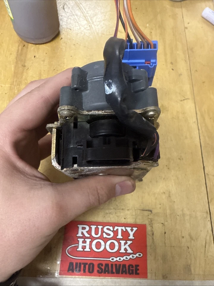 Chrysler Pacifica 2004-2008 OEM puerta levadiza pestillo motorizado (motorizado) 154089868358 Foto 4 de 4