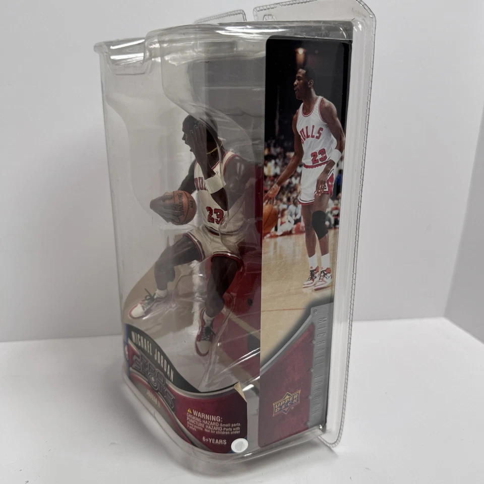 Michael Jordan Upper Deck Pro Shots Series 1 Action Figure (NIB) - Image 3 of 4