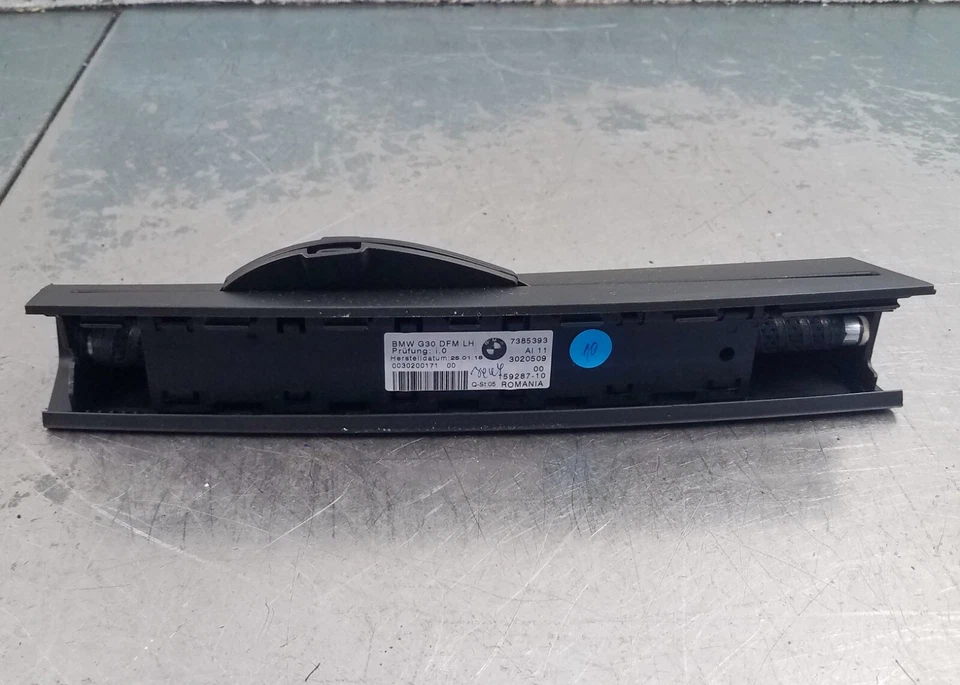 2018 BMW M5 F90 Left Quarter Glass Sun Shade #2469 B2 - Image 4 of 4