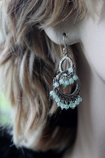 CA HAMMERED 925, DOUBLE RING GREEN BEAD CHACHA HOOK EARRINGS 7/8 X 2" , 8.5 GR