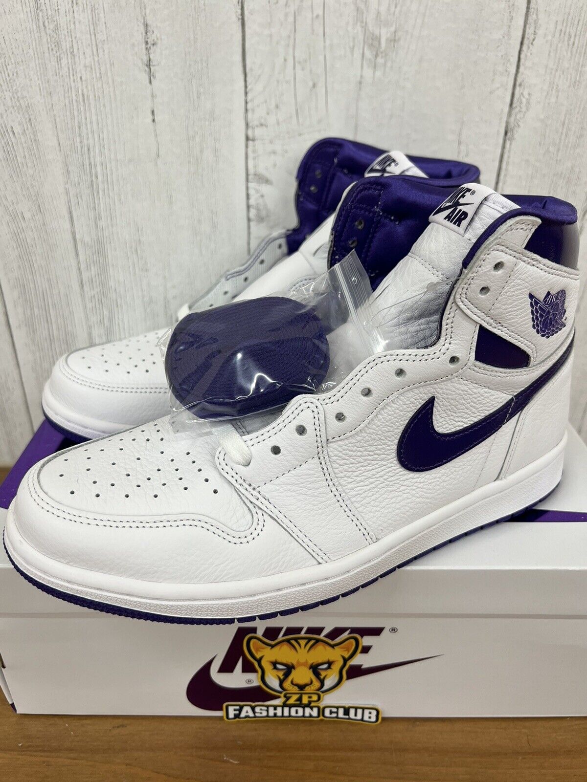 court purple jordan 1 size 7