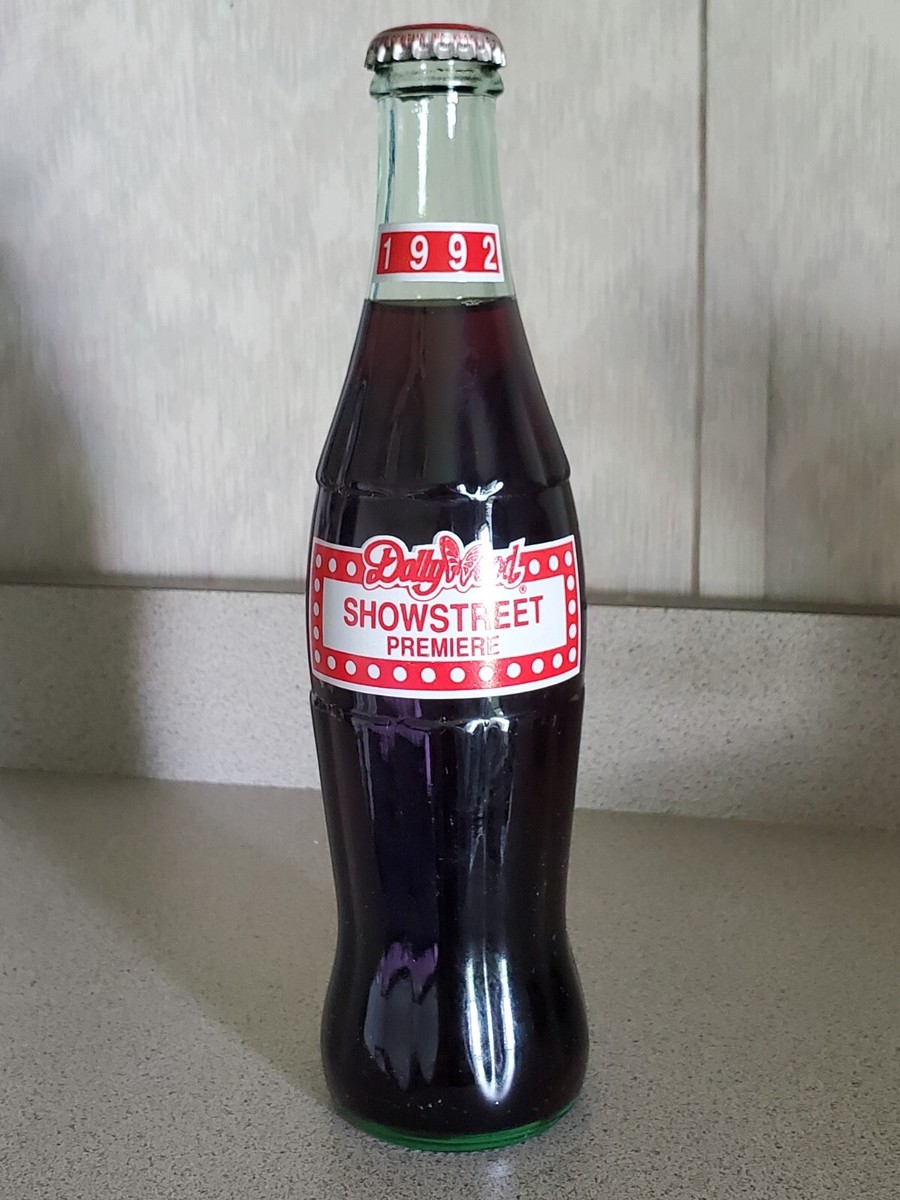 1992 Dollywood Showstreet Premiere 12oz Coca-Cola Bottle Coke
