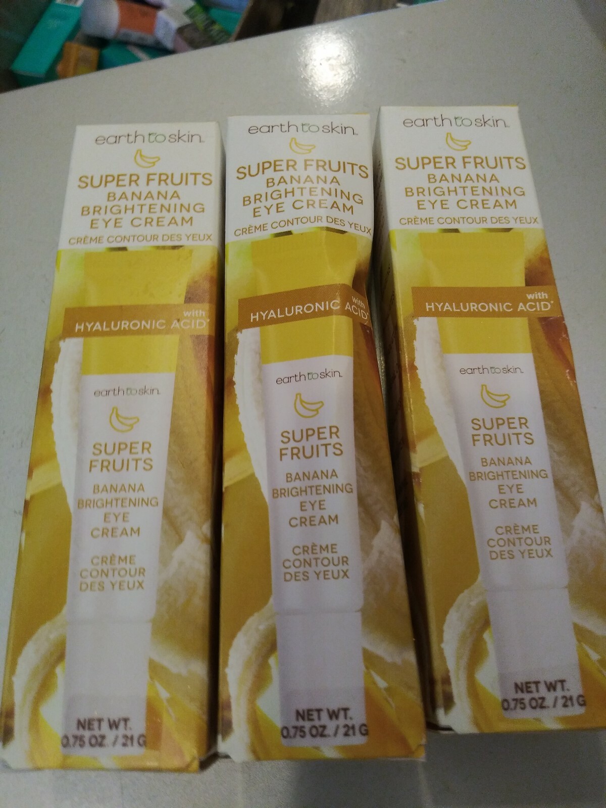 super fruits banana brightening eye cream
