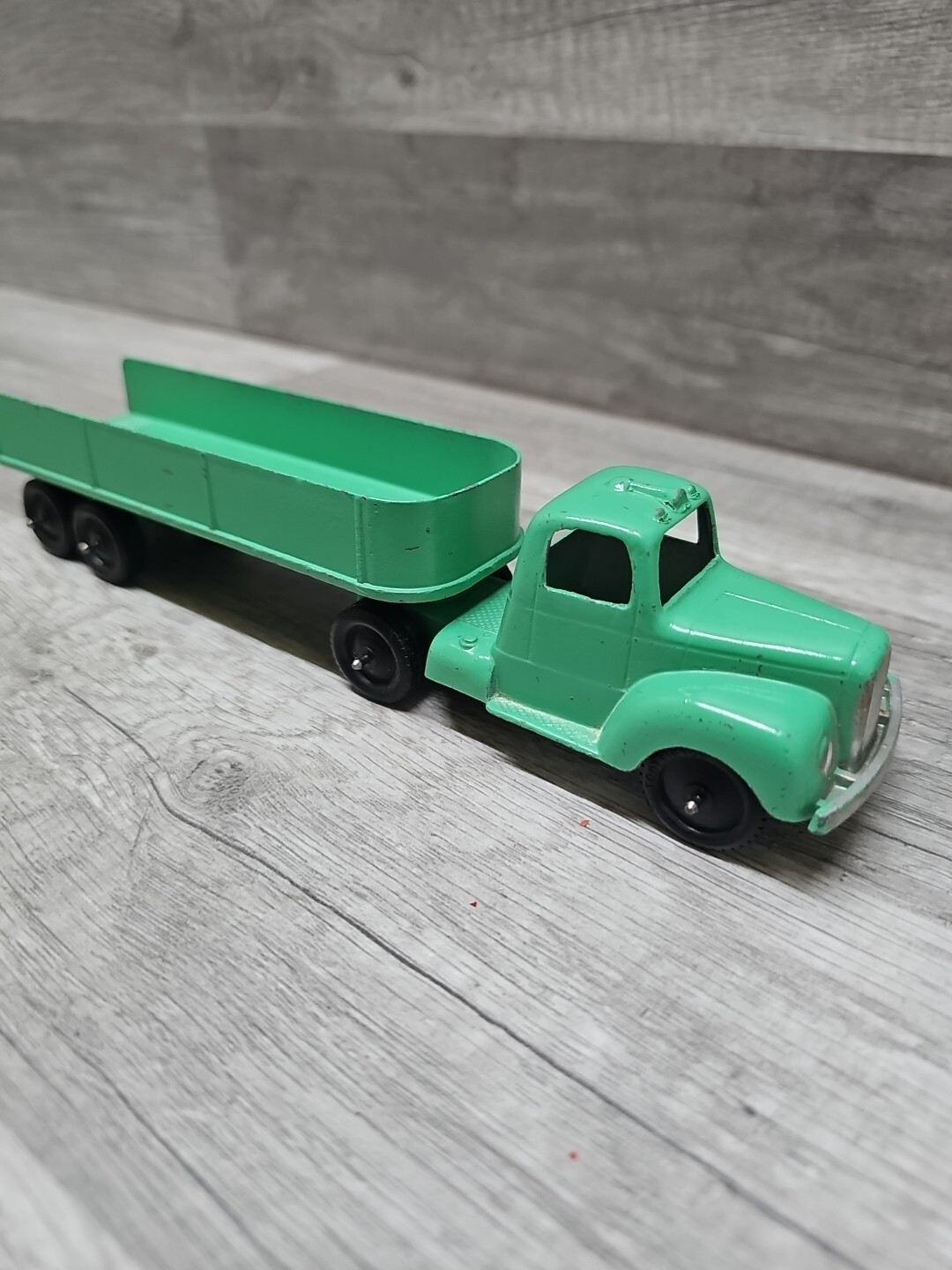 Vintage Green diecast Tootsie Toy semitruck and trailer 9 inches eBay