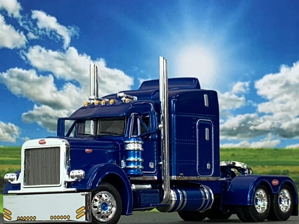 1/64 DCP BLUE PETERBILT 379 W/ 63" MID ROOF SLEEPER W/ WHALE TAIL - Image 4 of 4