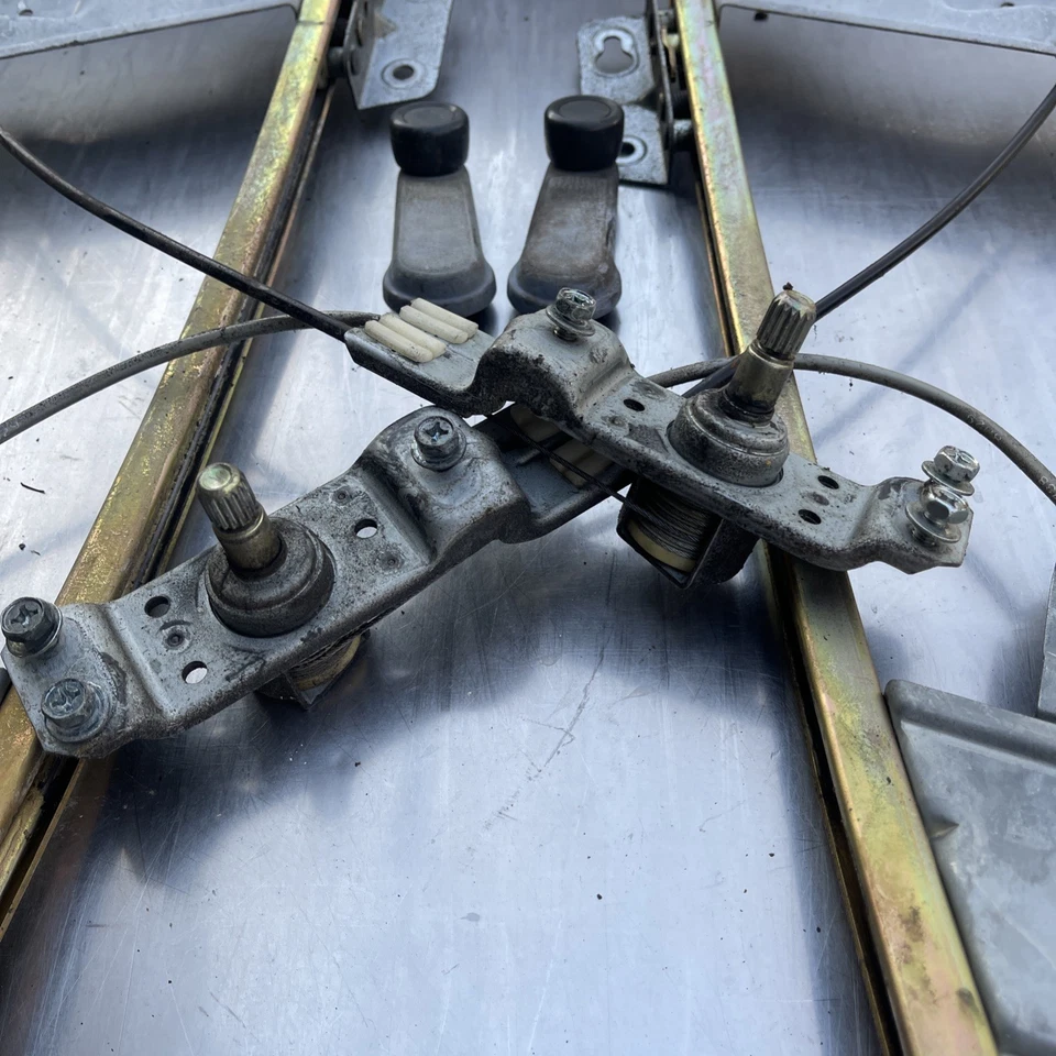 Nissan 240SX S13 SILVIA 1989-1994 PAR OEM regulador de ventana manual izquierdo y derecho Foto 2 de 4