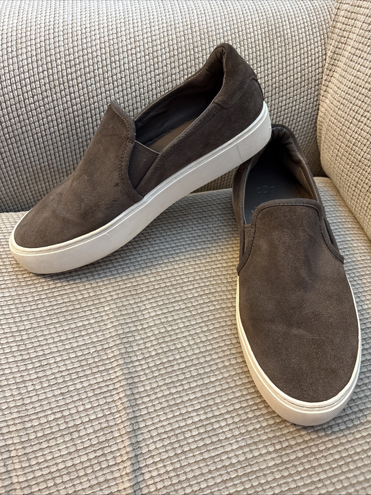 UGG Men's Cali Brown Suede Slip-On Sneakers Size 11 EUC Casual Comfort