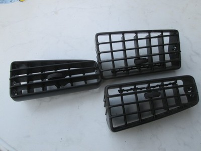 3 x Original Volkswagen Golf 3 Lüftungsgitter Dreheinsatz 1H6819755 / 1H6819756