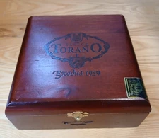 Carlos Torano Exodus 1959 Wood Cigar Box Humidor Empty Display Honduras. PERFECT