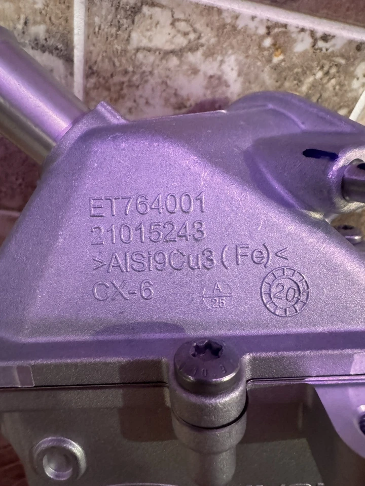 LAND ROVER DISCOVERY, EVOQUE, JAGUAR EGR Cooler LR073730 BRAN NEW GENUINE SEALED - Image 3 of 4