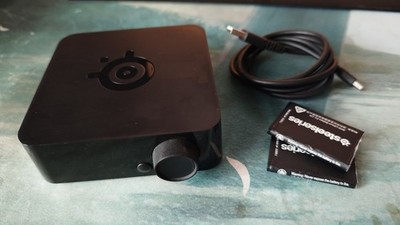 Steelseries Arctis Pro Wireless Transceiver (Basestation) + 2 Akkus