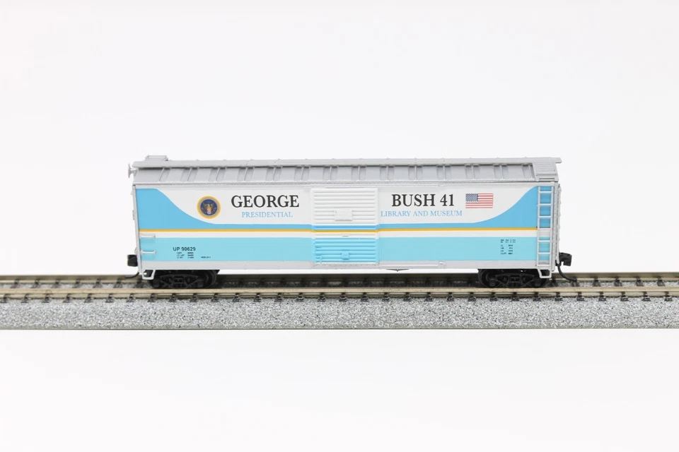 N Scale InterMountain 50' Boxcar George Bush 41 Presidential Library UP 60929 - Image 3 of 4