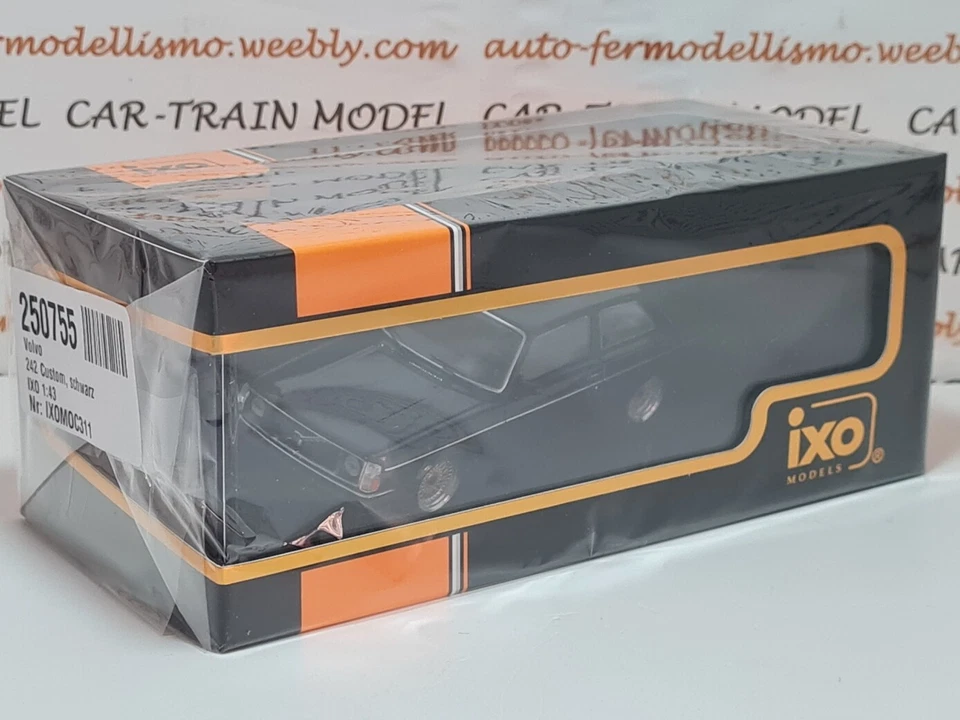 Volvo 242 1980 - IXO 1:43 1/43 - Immagine 2 di 3