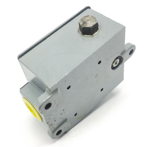 Rees, Inc. 01795-200 Limit Switch, 1NO/1NC - Picture 3 of 4