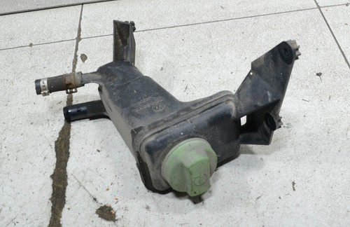 VW Passat 3BG Variant 2004 Behälter Servo Öl 3B0422371 #141184-E351