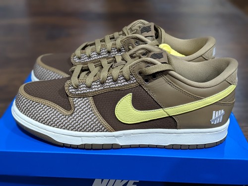 Undefeated x Nike Dunk Low SP - Picture 2 of 6