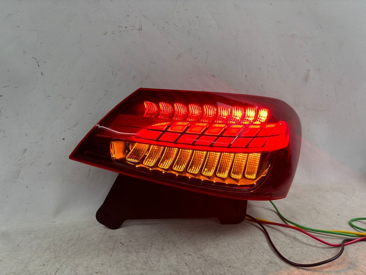 ほん 2021-2023 MERCEDES BENZ E350 E450 W213 TAIL LIGHT OEM RIGHT SIDE