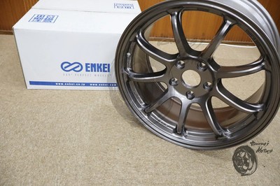 ENKEI PF09 Performance Line 18x8.5 +45 5x114.3 DS (dark silver) 4