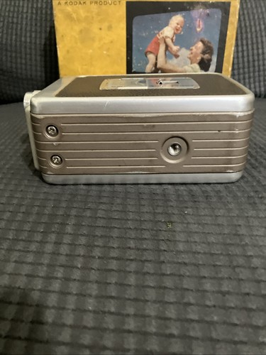 Vintage Kodak Brownie 8mm Movie Camera Model 2 Tested Clean W/ Box And Manual - Picture 8 of 19