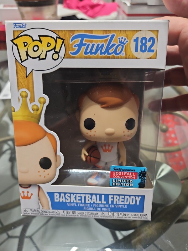 Funko Pop! Vinyl: Funko - Basketball Freddy - Funko (Exclusive) #182