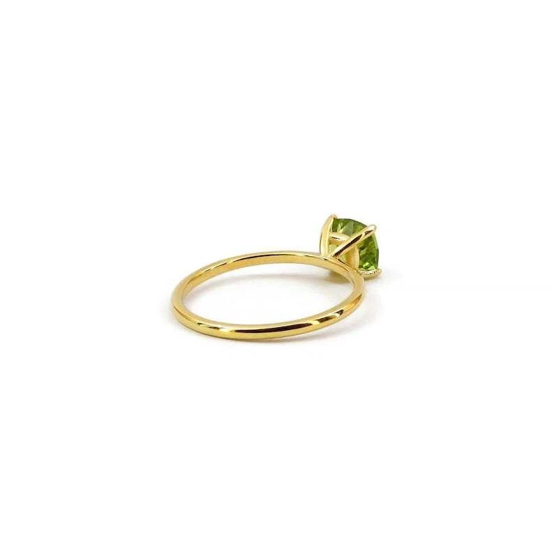 1.10 Ct Cushion Cut Green Peridot Solitaire Women's Ring 10k Solid Yellow Gold - Image 4 of 4