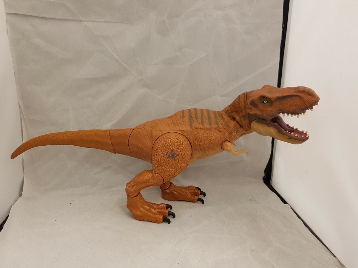 Jurassic World Stomp and Strike Tyrannosaurus Rex T-Rex Hasbro