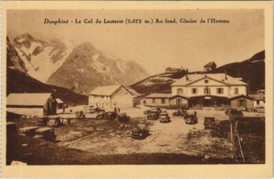 Old postcard Le Col du Lautaret - Au Fond Glacier de l'Homme (1209040)