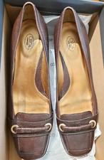 Circa ladies' wedge leather shoes, US 8.5 / UK 6.5