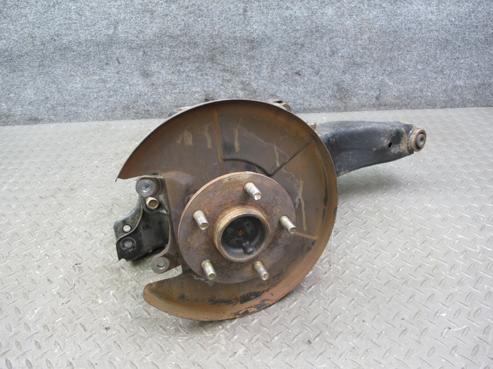 84-86 NISSAN Z31 300ZX TURBO BRAZO TRASERO DERECHO NUDILLO RUEDA BUJE OEM Foto 3 de 4