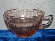 Sierra Pinwheel Cup  Pink